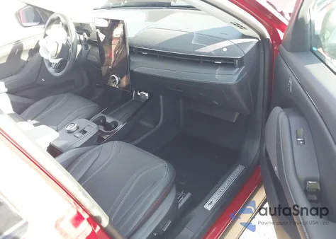 2023 Ford Mustang Mach-E Premium z USA, uszkodzony, nr VIN 3FMTK3R4XPMA88945